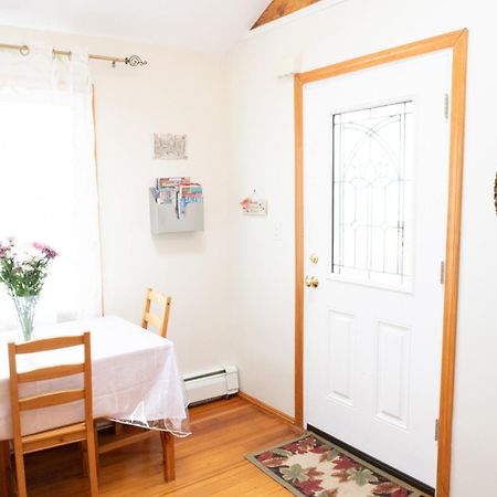 Beautiful Apartment-5 Beds-Full Kitchen-Parking-Super Clean! บอสตัน ภายนอก รูปภาพ
